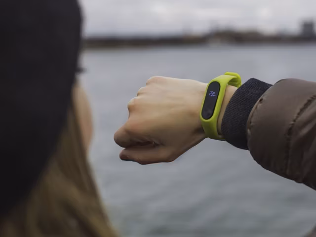 5 Best Health Gadgets to Help You Stay Fit and Healthy