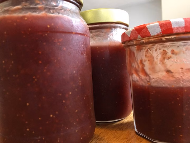 How to Make Ikarian Jam