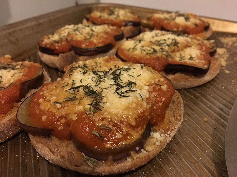 How to Make Delicious, Traditional Sardinian Pizza