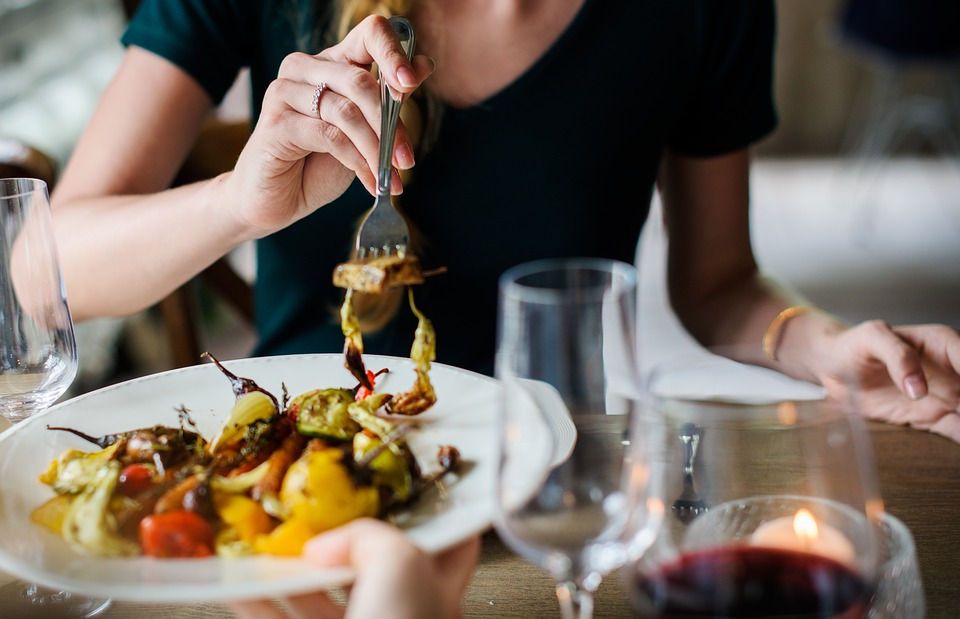 Why Is A Healthy Diet Important? 10 Reasons To Eat Well